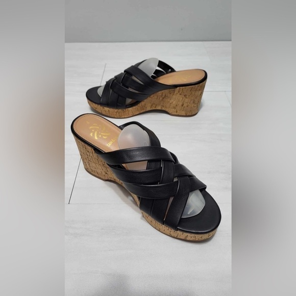 SAM & Libby Wedge Leather Sandals - Picture 2 of 9
